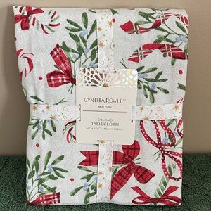 Cynthia Rowley Festive Holiday Tablecloth Red Plaid Bow 60x120 NEW!